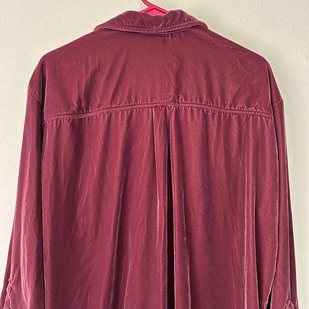 Universal Thread pink Velvet Oversized Button Up Shirt M - Picture 7 of 10